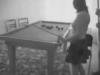 Xxx zartyldap maýyrmak ulylar uçin video in billiard room