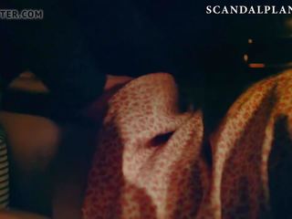 Hailee Steinfeld provocative Scene on Scandalplanet Com: sex movie 57